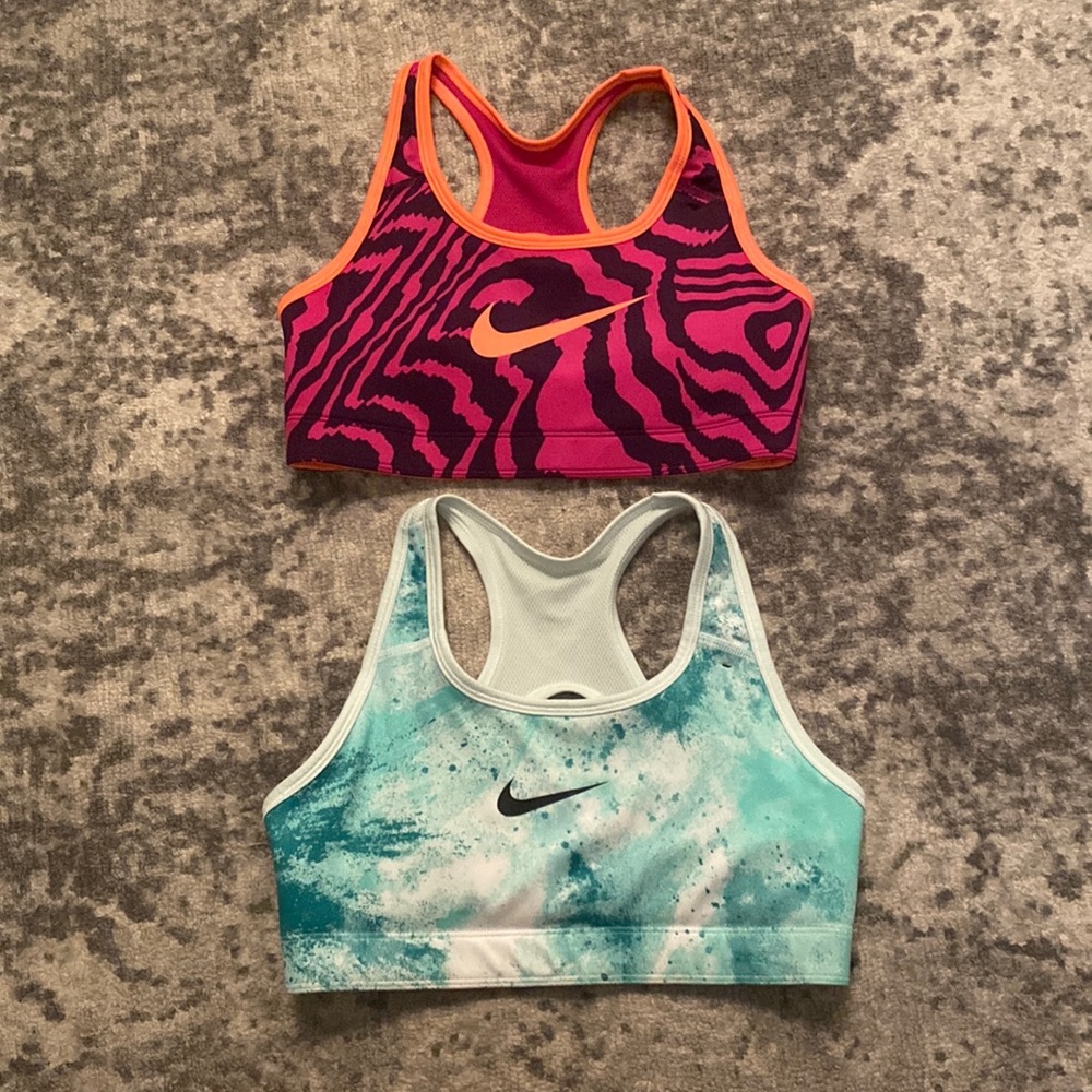 2 Reversible Size Large (14/16) Girls Nike Sports Bra’s